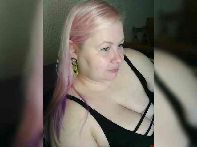SashaLyubov webcam