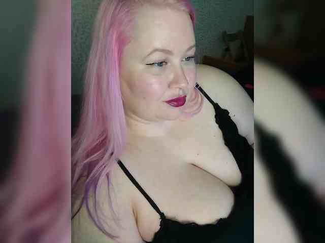 SashaLyubov webcam