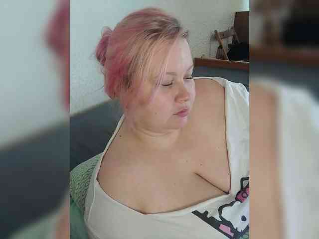 SashaLyubov webcam