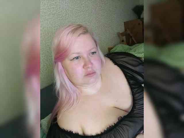 SashaLyubov webcam