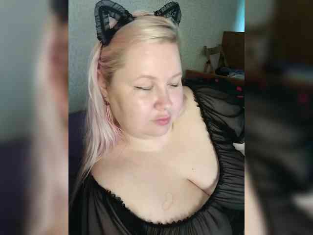 SashaLyubov webcam
