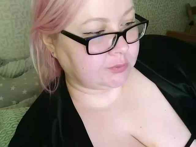 SashaLyubov webcam