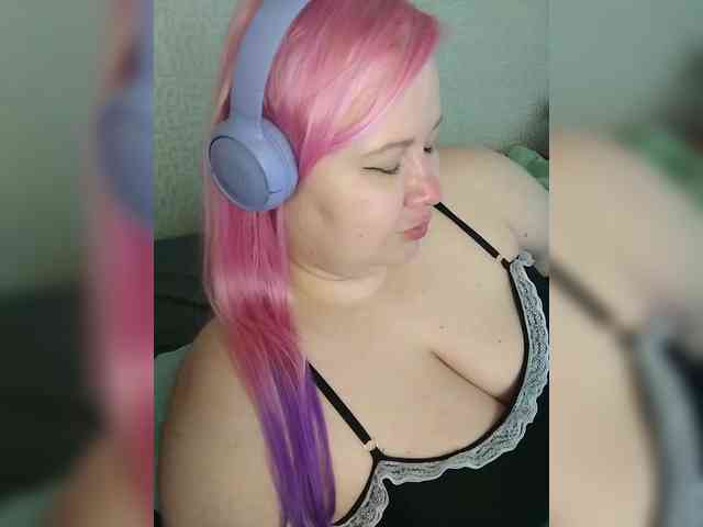 SashaLyubov webcam