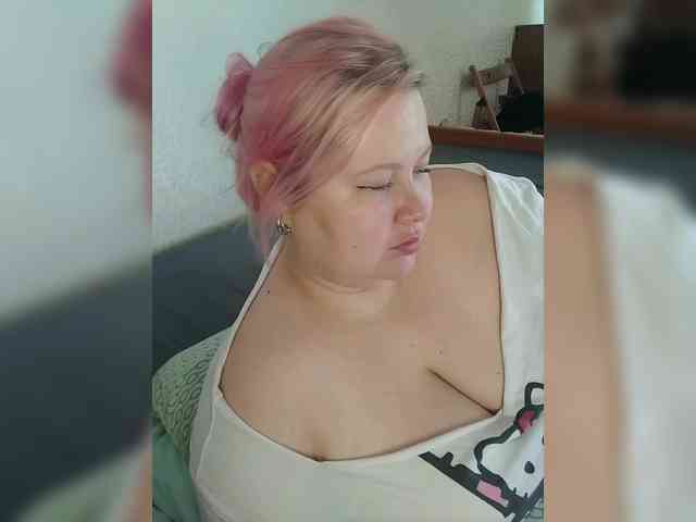 SashaLyubov webcam