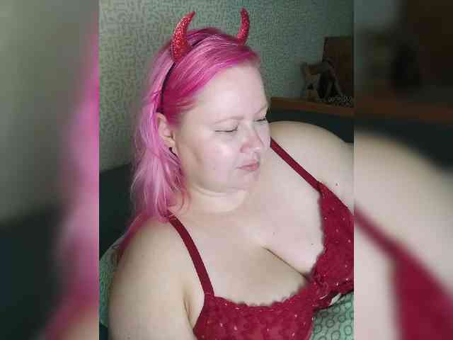 SashaLyubov webcam