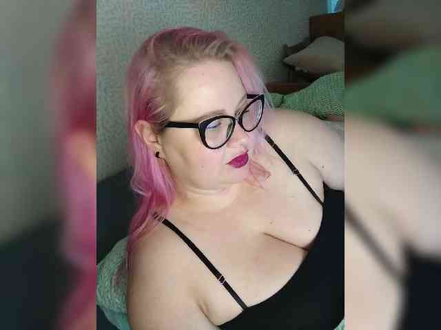 SashaLyubov webcam