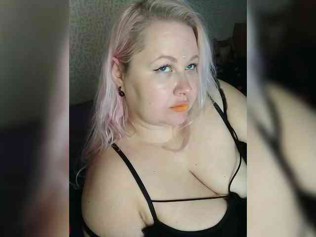 SashaLyubov webcam