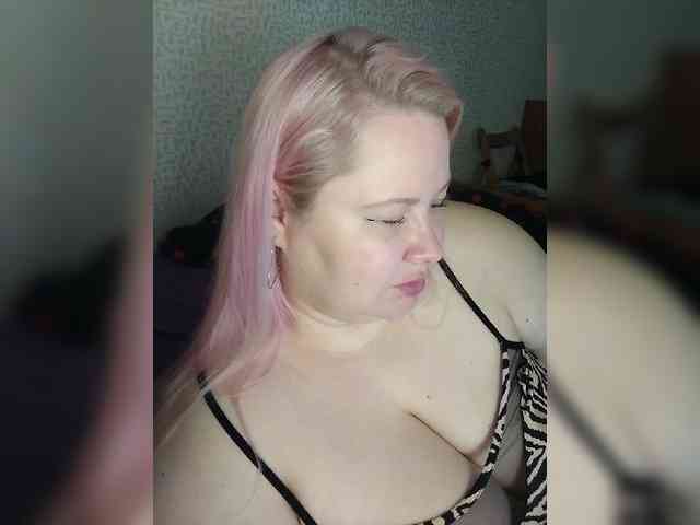 SashaLyubov webcam