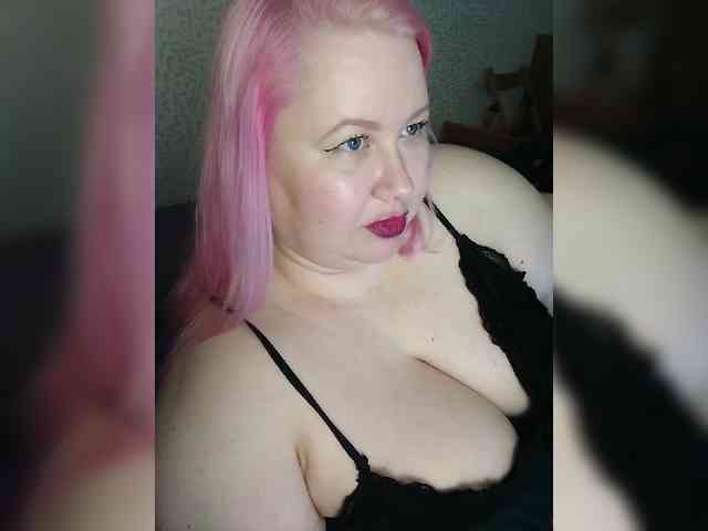 SashaLyubov webcam