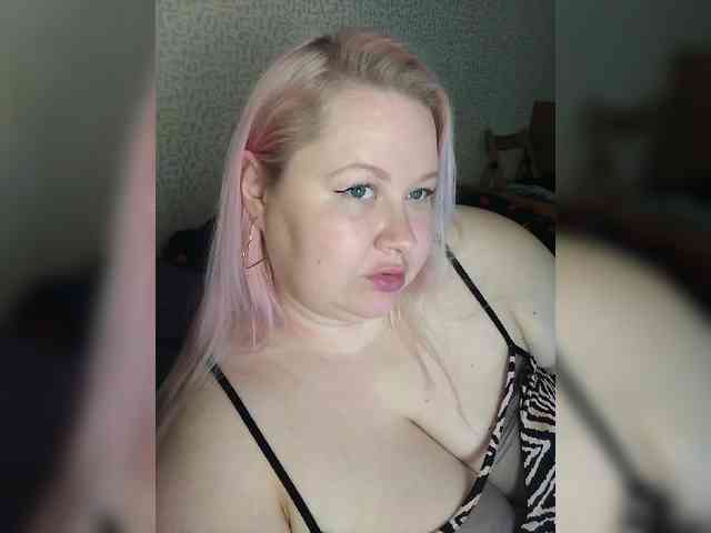 SashaLyubov webcam