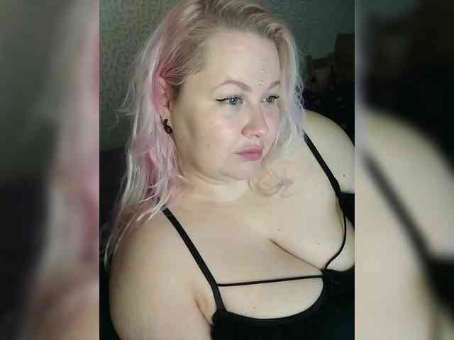 SashaLyubov webcam