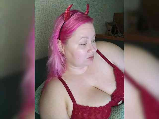 SashaLyubov webcam