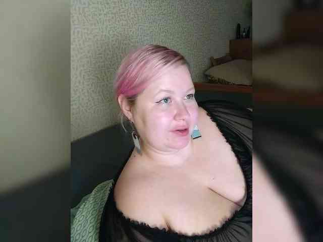 SashaLyubov webcam