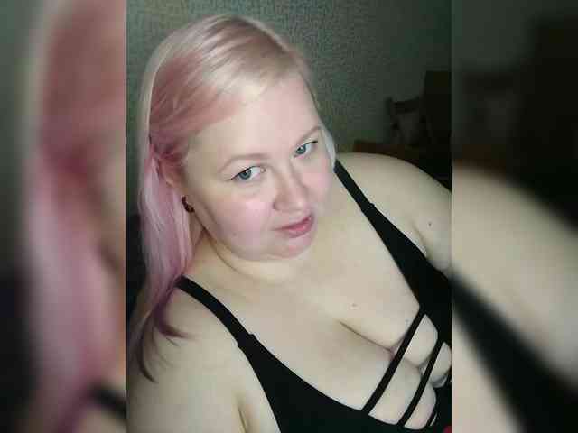 SashaLyubov Live Webcam on BongaCams