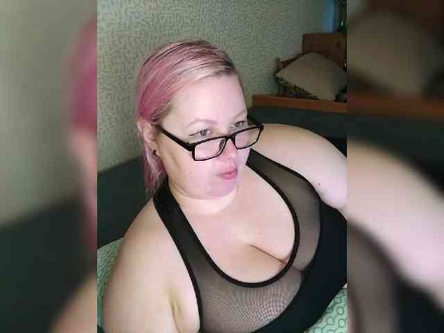 SashaLyubov webcam