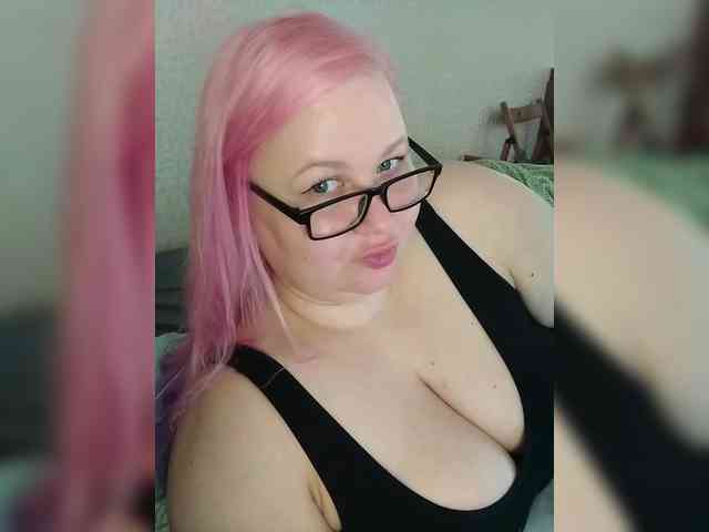 SashaLyubov webcam