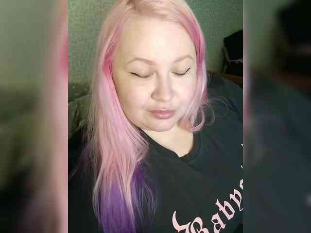 SashaLyubov webcam