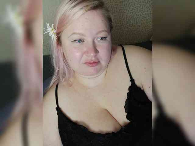 SashaLyubov webcam