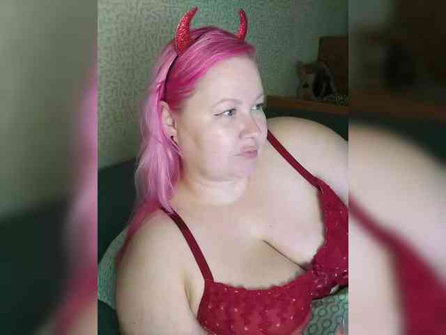 SashaLyubov webcam