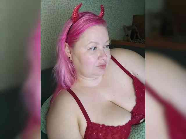 SashaLyubov webcam