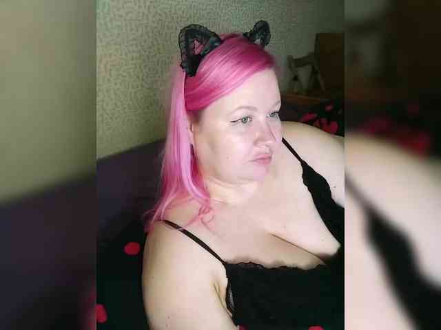 SashaLyubov webcam