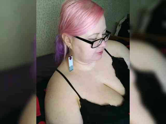 SashaLyubov webcam