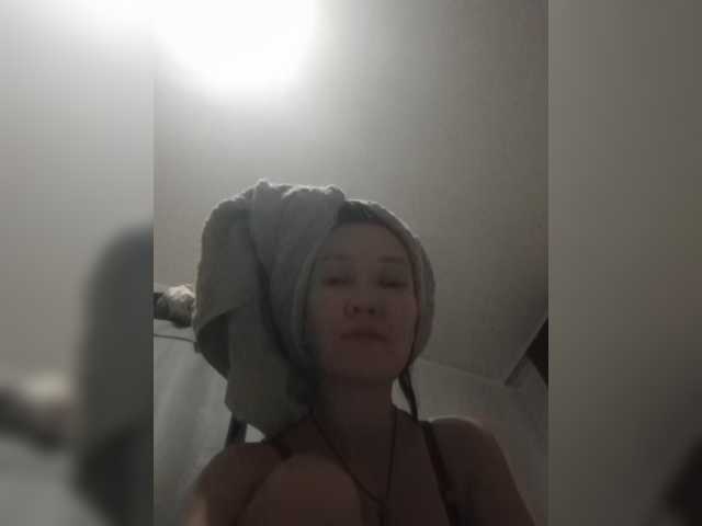 Manamy live cam on BongaCams