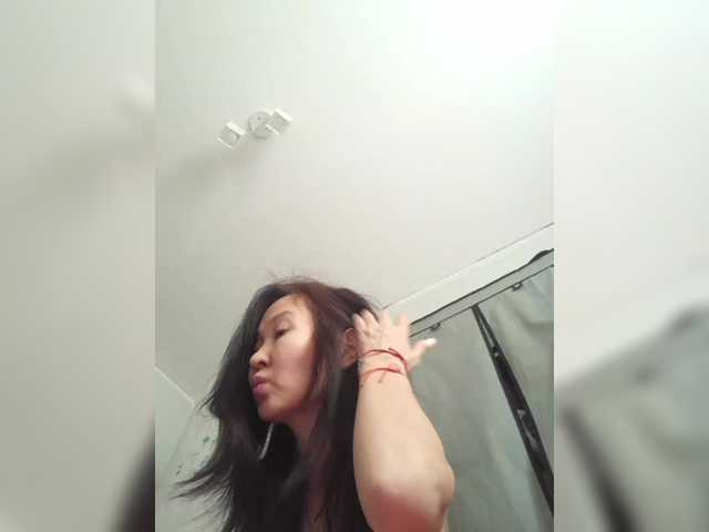 Manamy's BongaCams show and profile