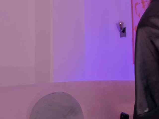 ErikaBenz webcam