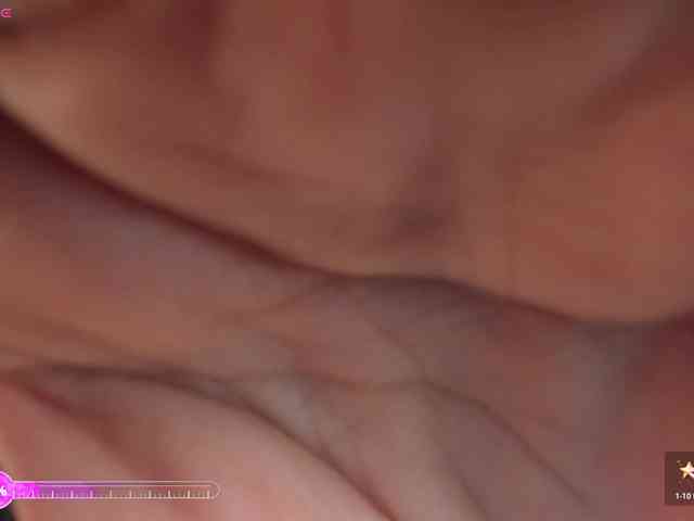 ErikaBenz webcam