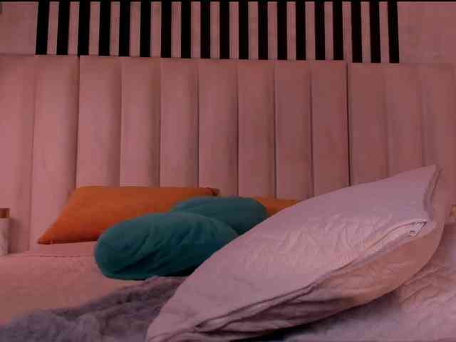 ErikaBenz webcam