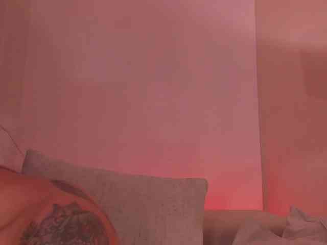 ErikaBenz webcam