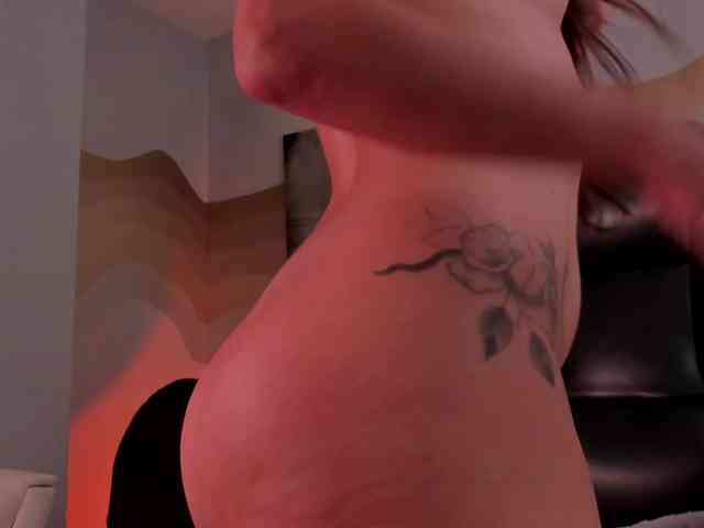 ErikaBenz webcam