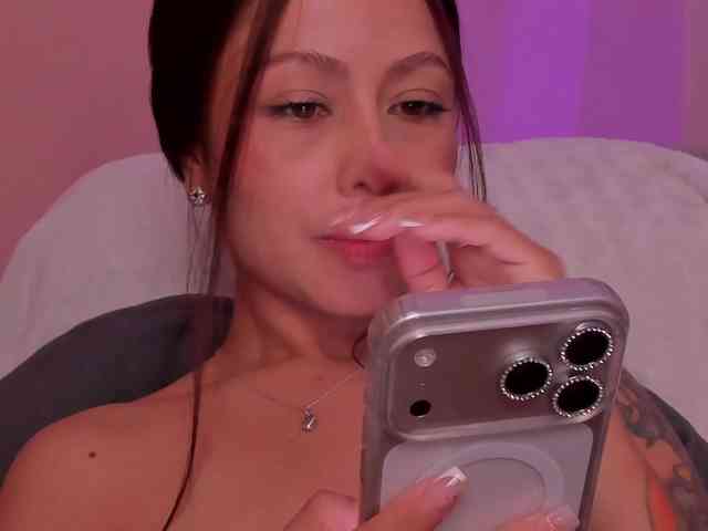 ErikaBenz webcam