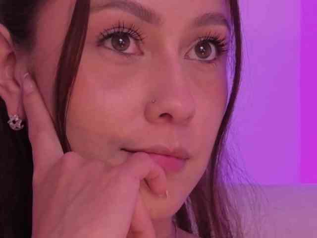 ErikaBenz webcam
