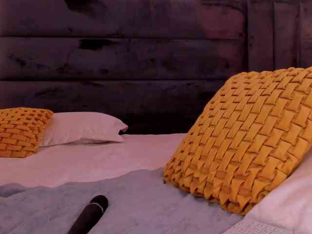 ErikaBenz webcam