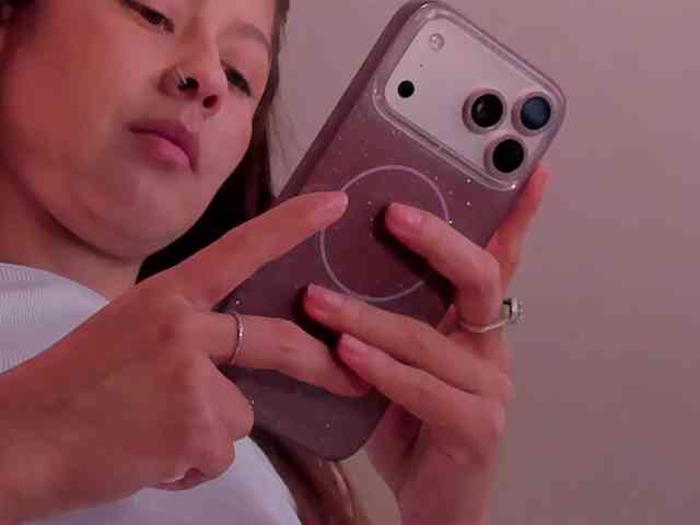 ErikaBenz webcam