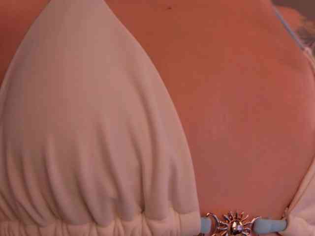 ErikaBenz webcam
