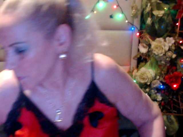 ANGELGRANNY live cam on BongaCams