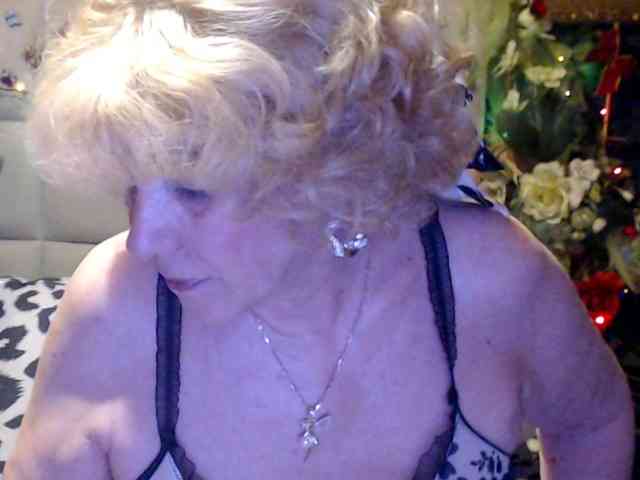 ANGELGRANNY webcam
