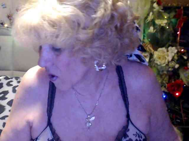 ANGELGRANNY webcam