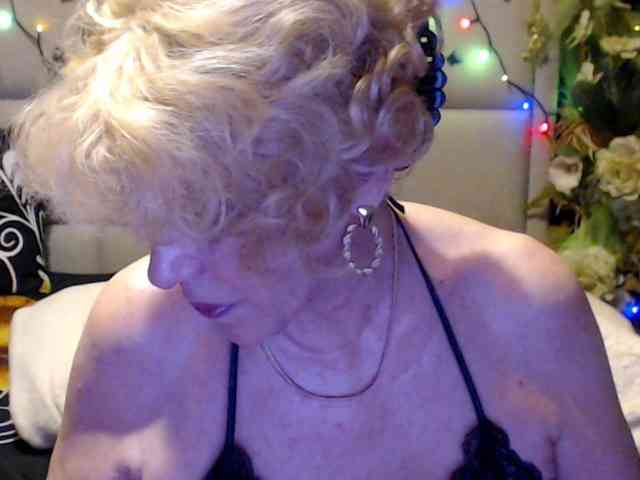 ANGELGRANNY webcam