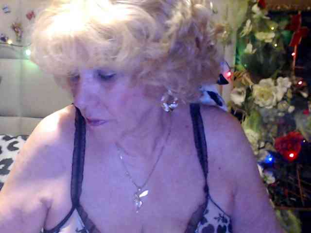 ANGELGRANNY webcam