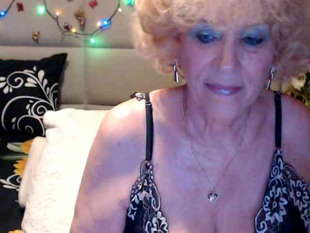ANGELGRANNY webcam