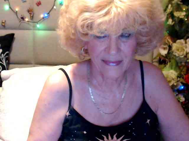 ANGELGRANNY webcam