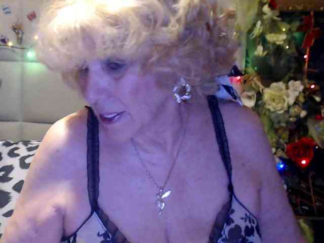 ANGELGRANNY webcam