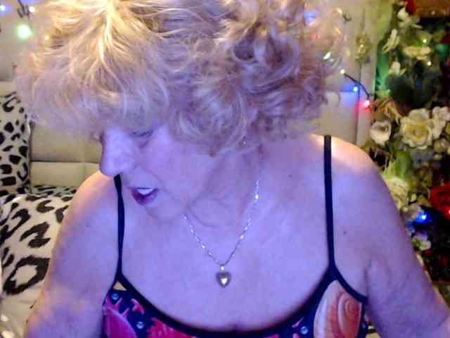 ANGELGRANNY webcam