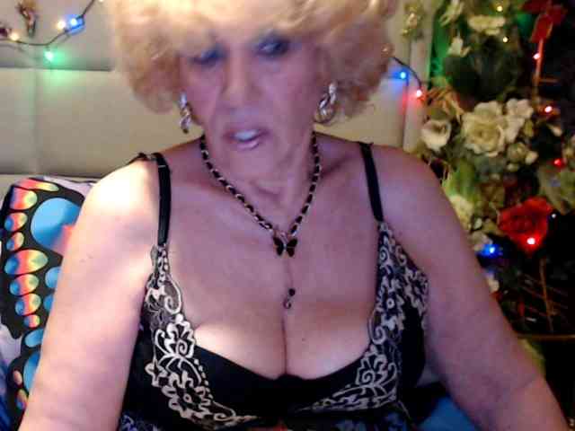 ANGELGRANNY webcam