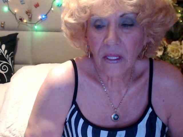 ANGELGRANNY webcam