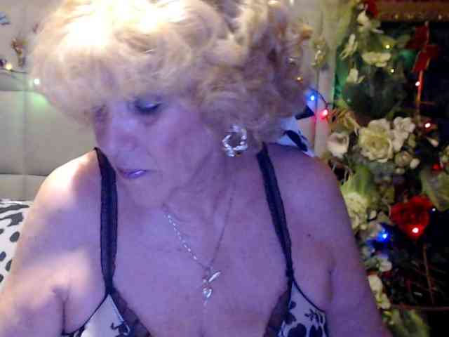 ANGELGRANNY webcam